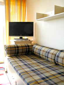 Schlafcouch-2 723 Ostsee-Ferienwohnung-Kiel
